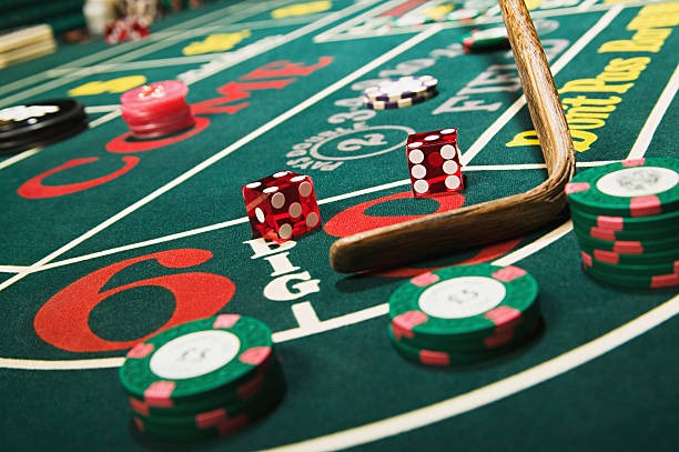 skin4d live-dealer studio showing multiple blackjack tables with professional dealers and HD broadcast cameras